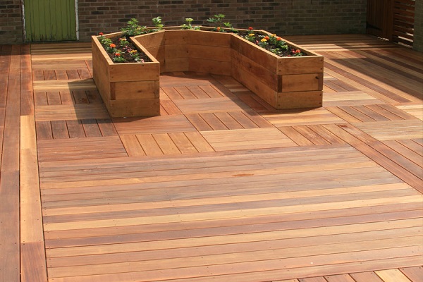 Bankirai / Balau Outdoor Wood Flooring Decking